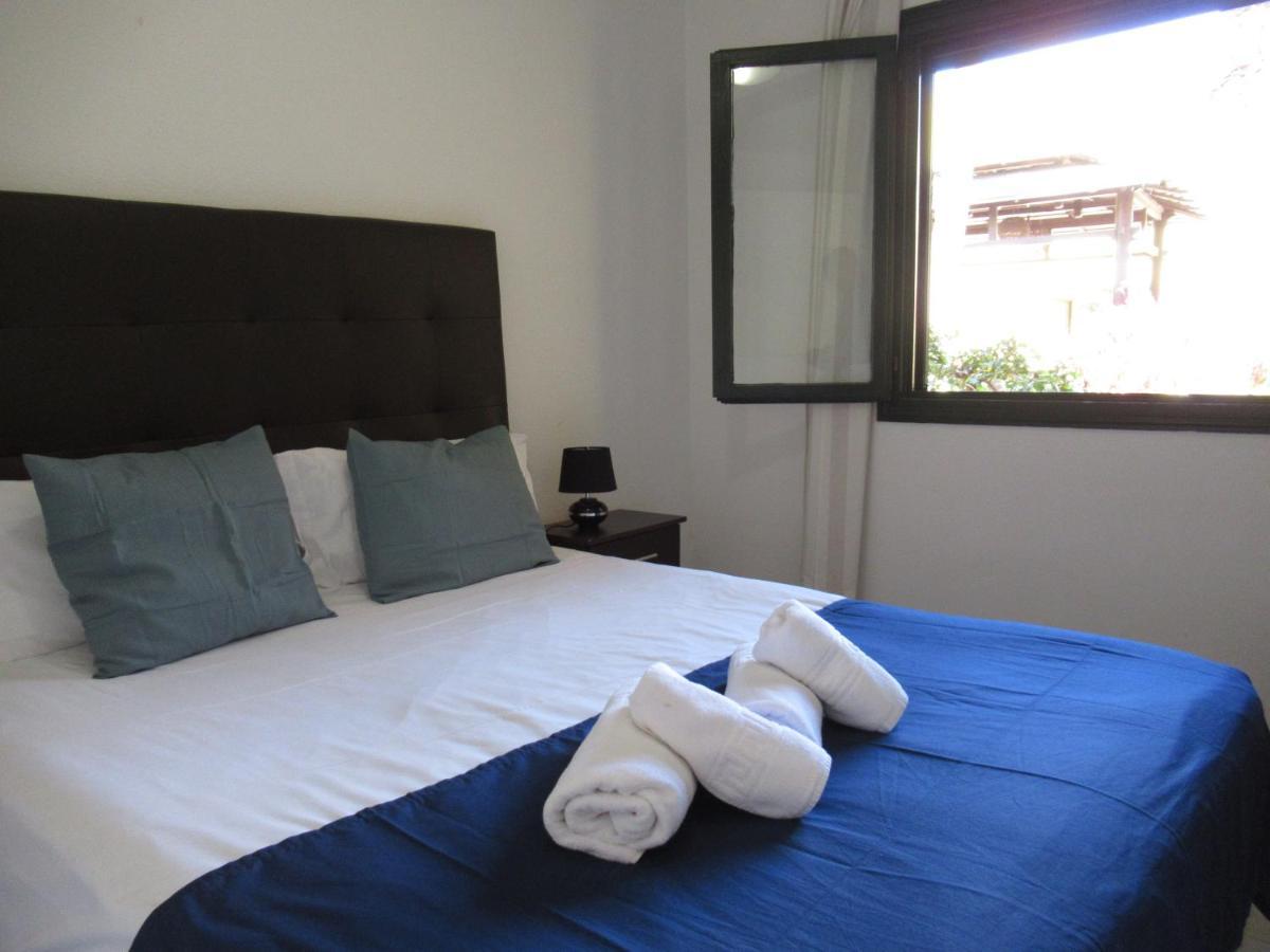 Garden Relax Apartments, By Comfortable Luxury คอร์ราเลโฮ ภายนอก รูปภาพ