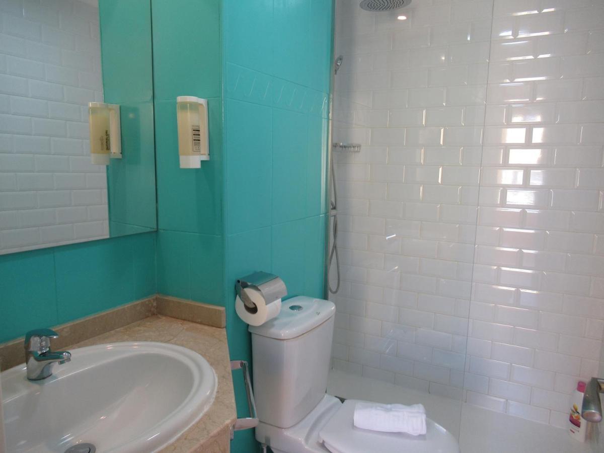 Garden Relax Apartments, By Comfortable Luxury คอร์ราเลโฮ ภายนอก รูปภาพ