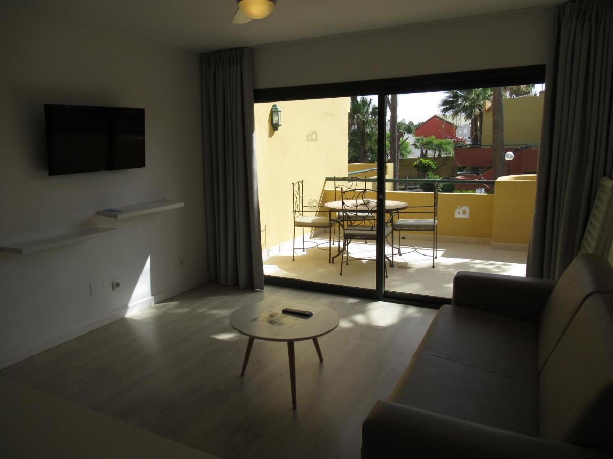 Garden Relax Apartments, By Comfortable Luxury คอร์ราเลโฮ ภายนอก รูปภาพ